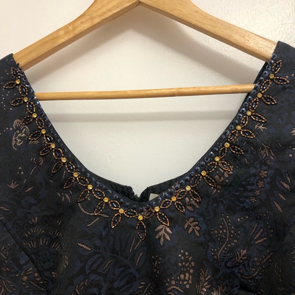 Beautiful Brand NewMonsoon dress with gorgeous beading. Size 10US really lovely! - Picture 2 of 7